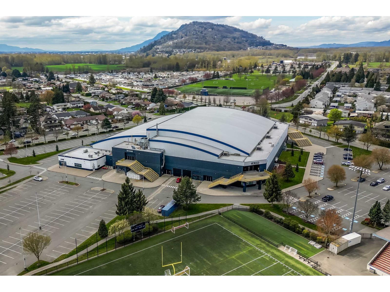 1 9206 CORBOULD STREET, Chilliwack Proper West, Chilliwack