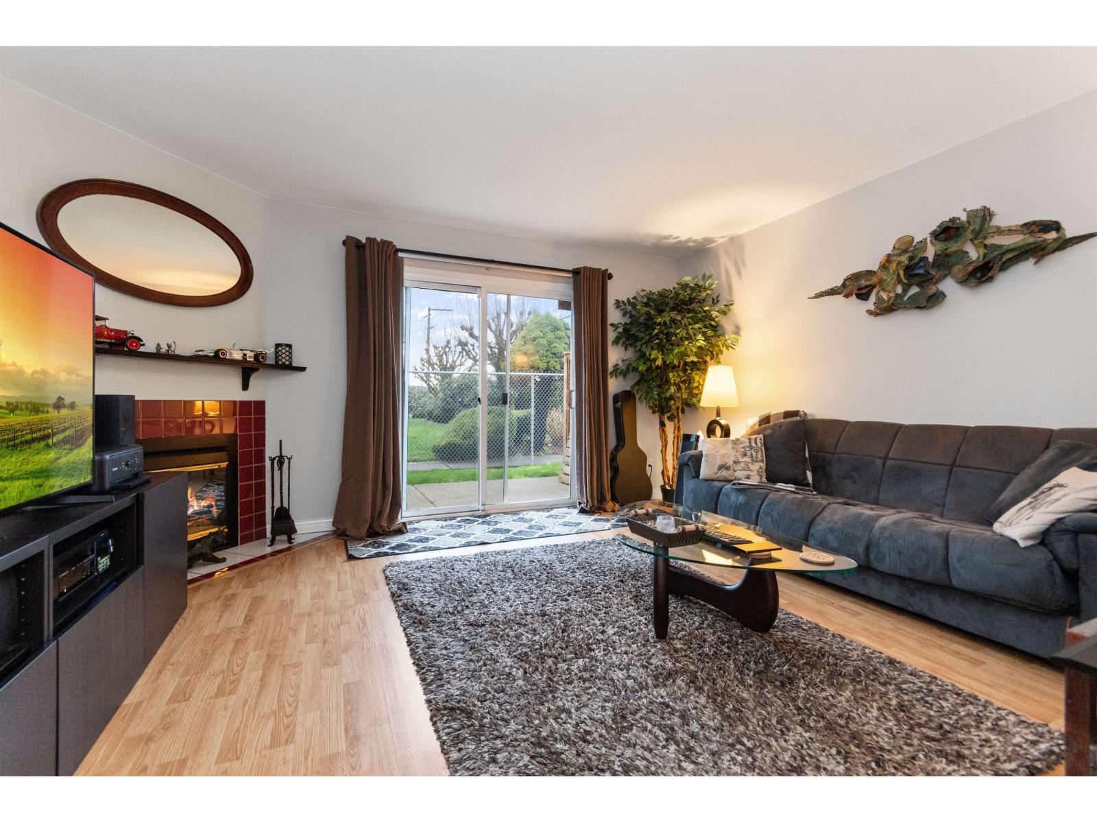 1 9206 CORBOULD STREET, Chilliwack Proper West, Chilliwack