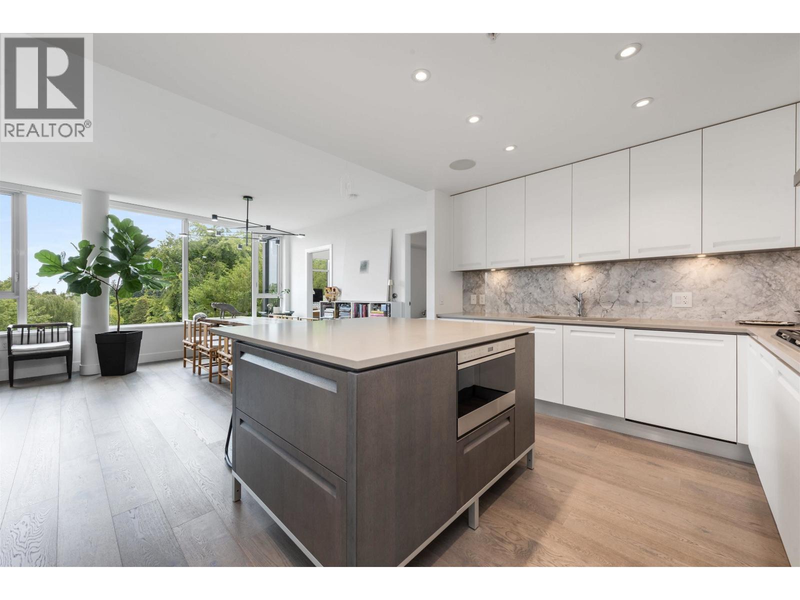 310 6333 W BOULEVARD, Vancouver