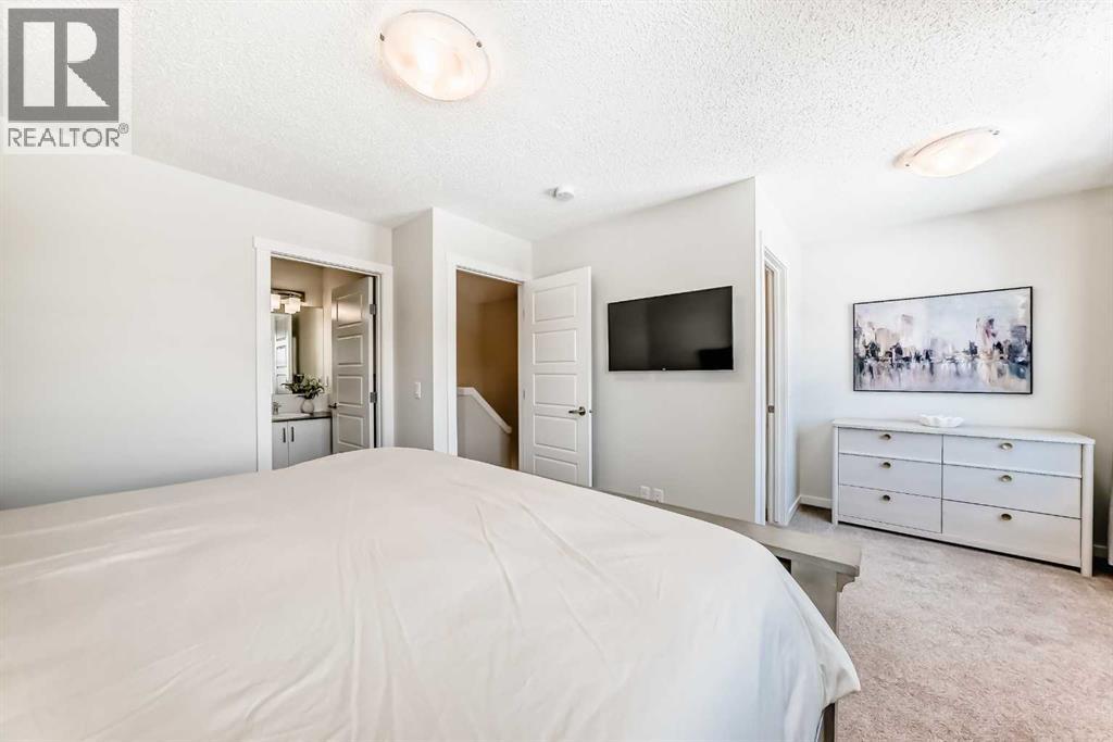 Single Family House for Sale in  Cranbrook Square SE Cranston Calgary 