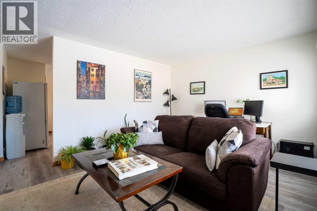 Single Family House Bungalow for Sale in  Waterloo Drive SW Wildwood Calgary 