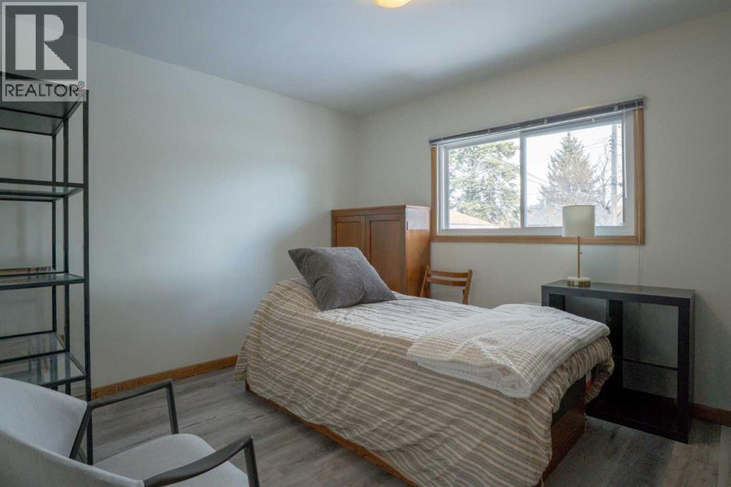 Single Family House Bungalow for Sale in  Waterloo Drive SW Wildwood Calgary 