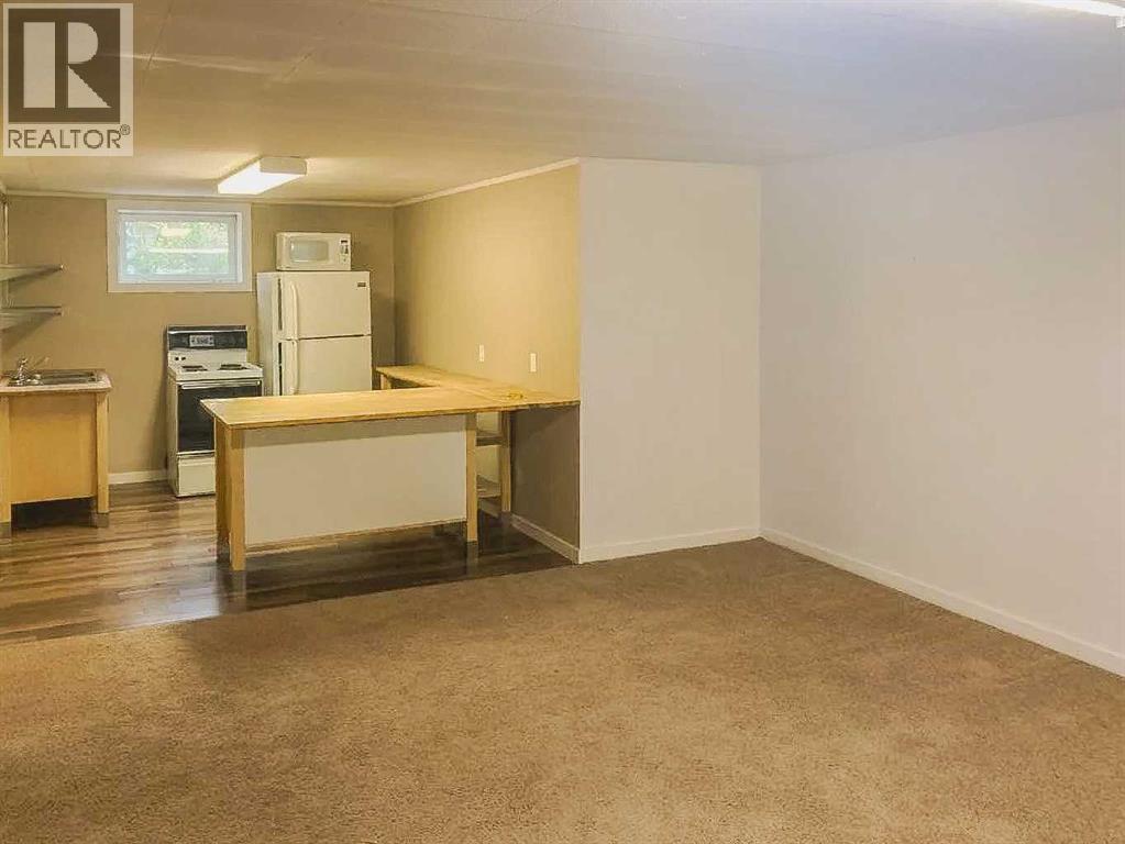 Single Family House Bungalow for Sale in  Waterloo Drive SW Wildwood Calgary 