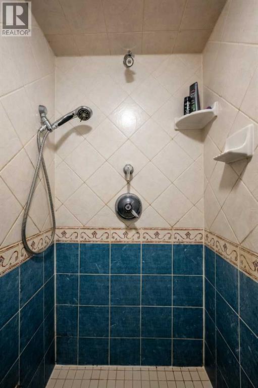 Single Family House Bungalow for Sale in  Deerbow Place SE Deer Run Calgary 