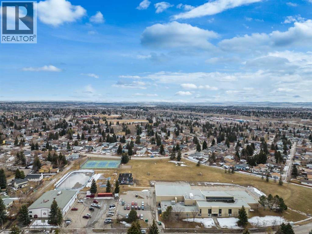 Single Family House Bungalow for Sale in  Deerbow Place SE Deer Run Calgary 