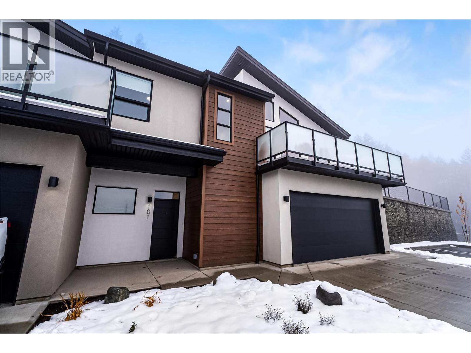 2400 Coldwater Drive Unit# 106, Kamloops