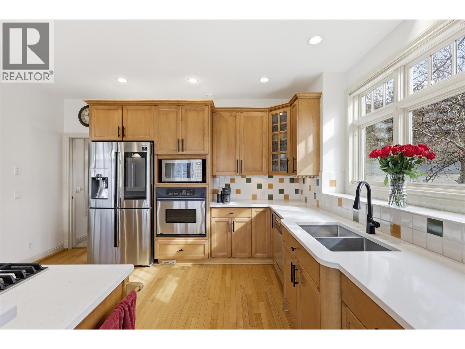 300 Mariposa Court, Kamloops