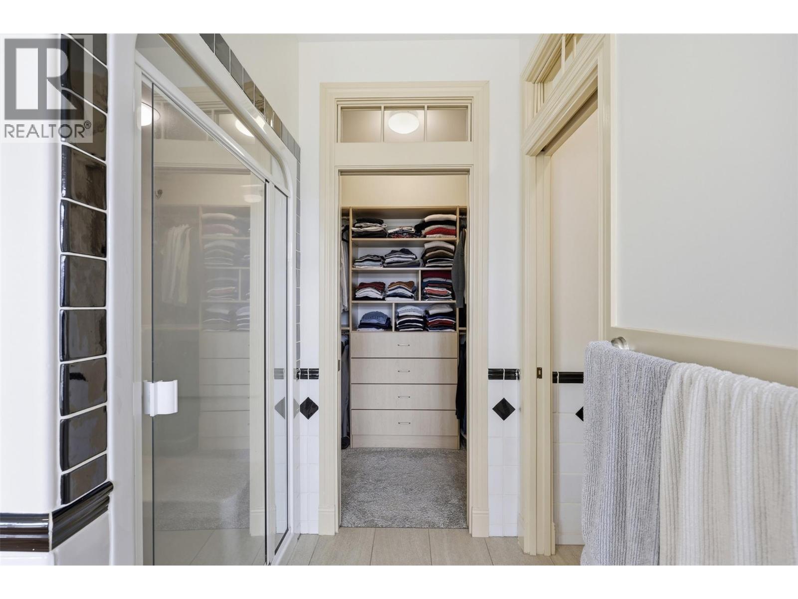 300 Mariposa Court, Kamloops