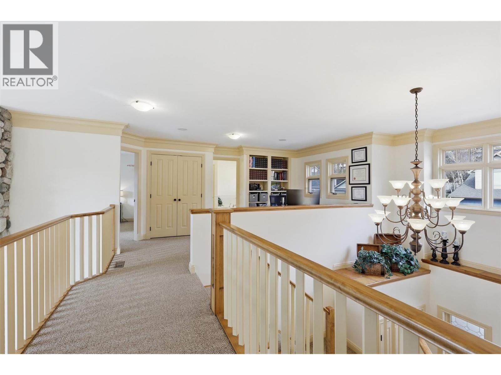 300 Mariposa Court, Kamloops