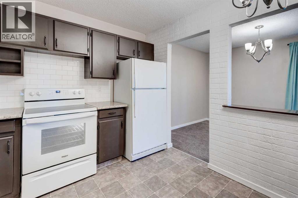 Single Family House Bi-level for Sale in  Midridge Gardens SE Midnapore Calgary 