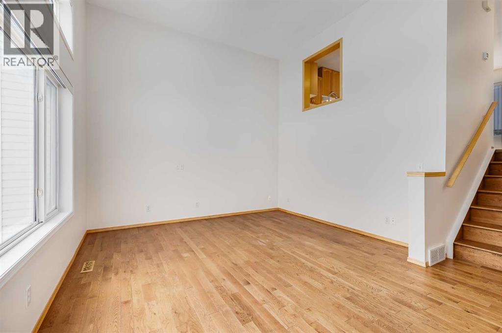 Single Family House 4 Level for Sale in  Rocky Ridge Court NW Rocky Ridge Calgary 