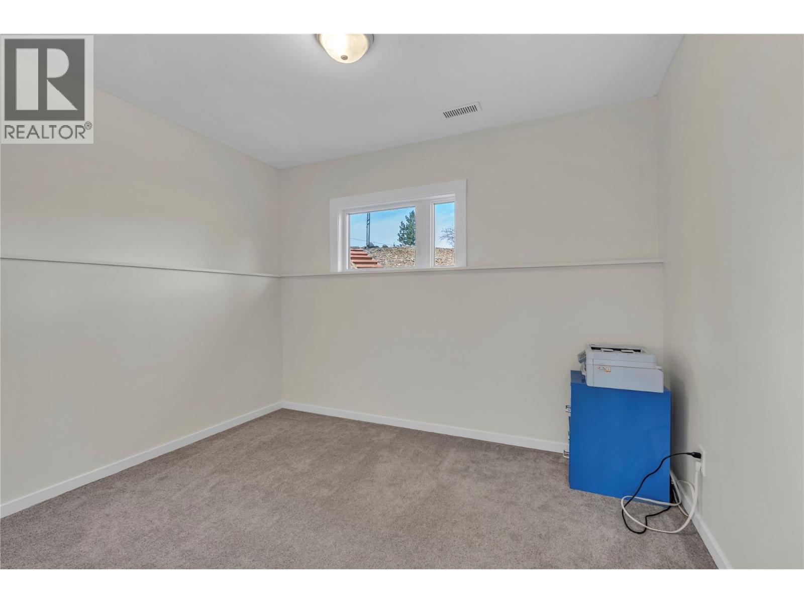 113 Hemlock Avenue, Kaleden