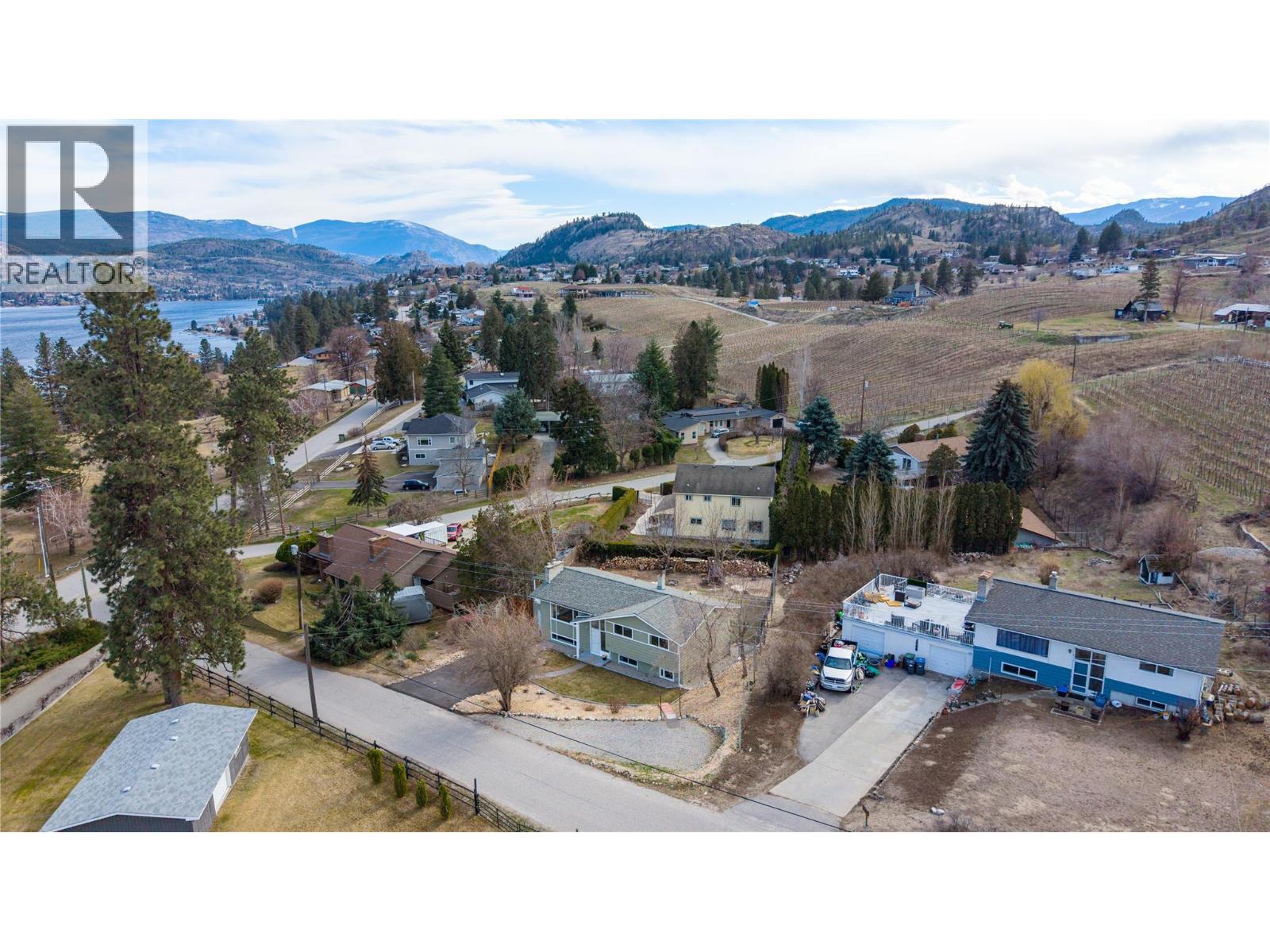 113 Hemlock Avenue, Kaleden