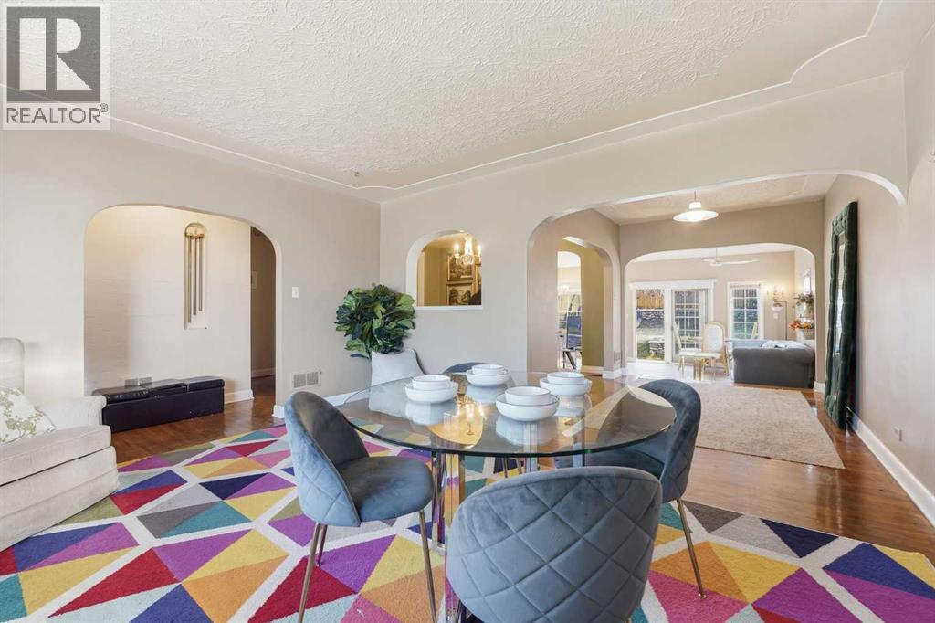 Single Family House Bungalow for Sale in  Richmond Road SW Richmond Calgary 