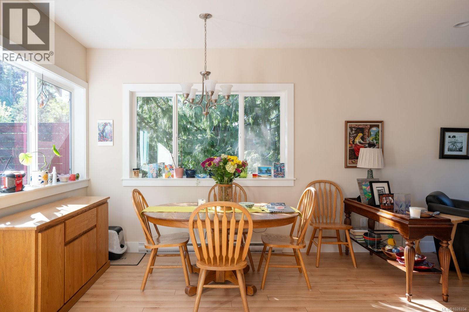 3022 Sarah Dr - 39