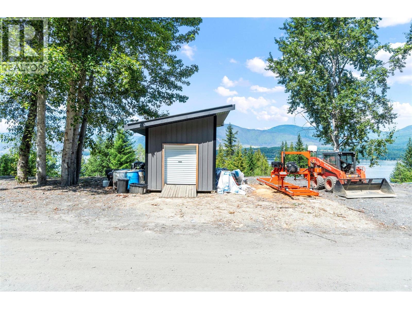 3560 Eagle Bay Road, Eagle Bay