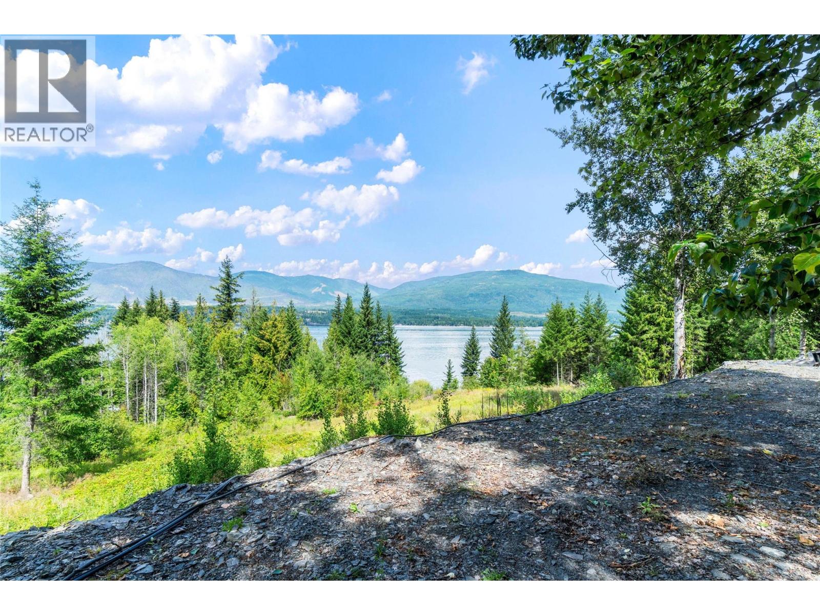 3560 Eagle Bay Road, Eagle Bay