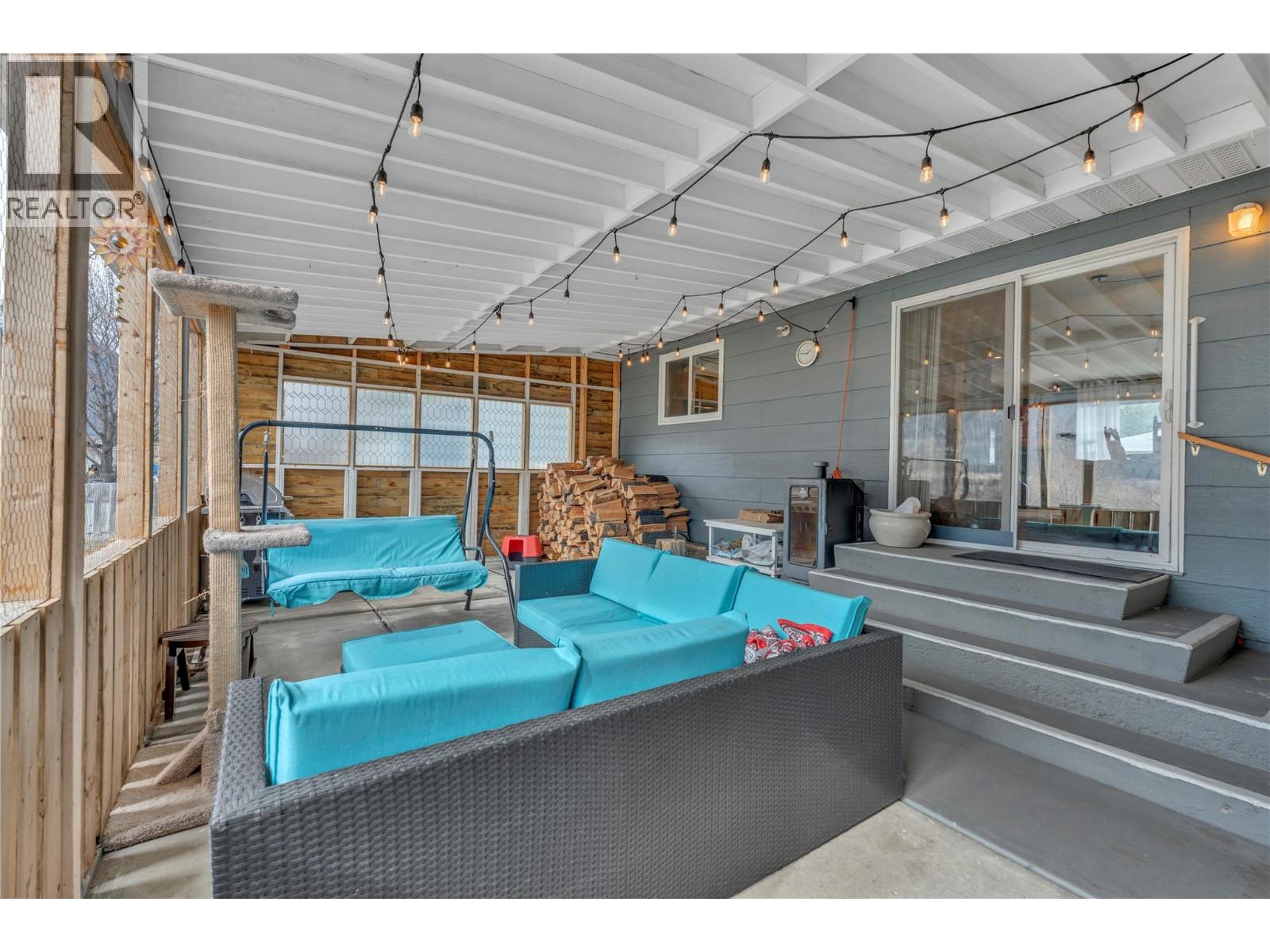 531 3rd Avenue, Keremeos