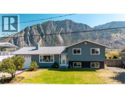 531 3rd Avenue, Keremeos