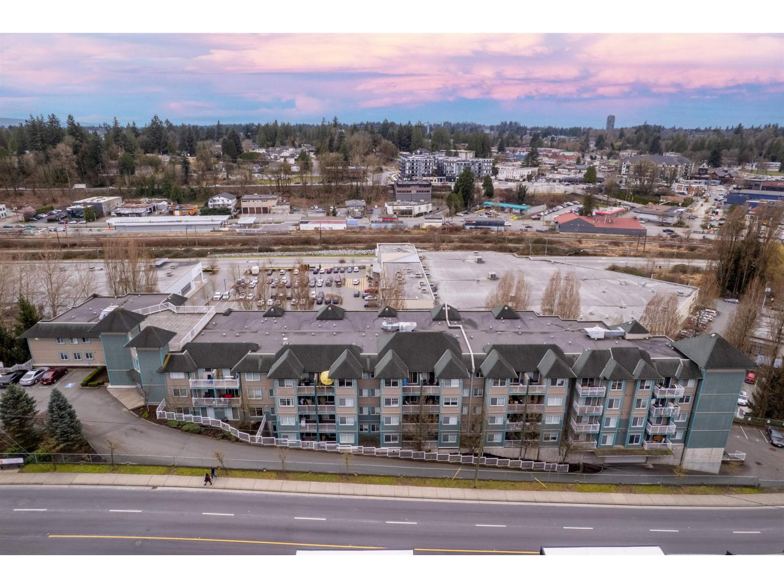 101 33960 OLD YALE ROAD, Abbotsford