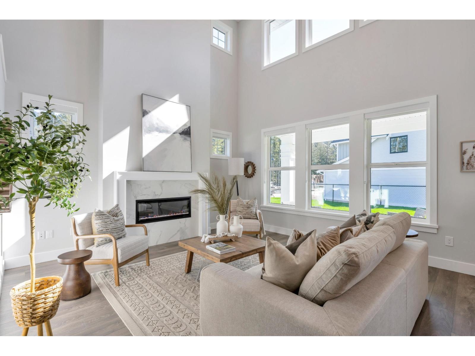 1981 SPARROW HAWK PLACE, Mt Woodside, Agassiz