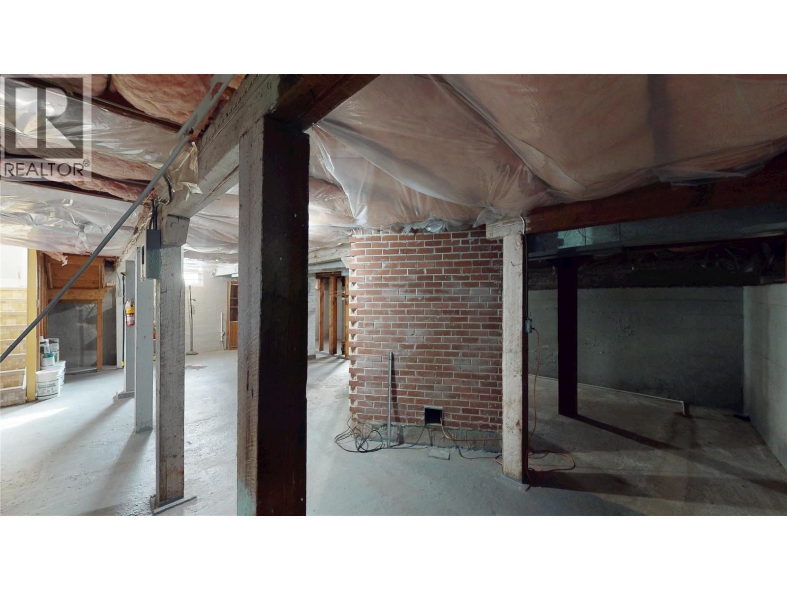 216 14TH AVENUE S - 41