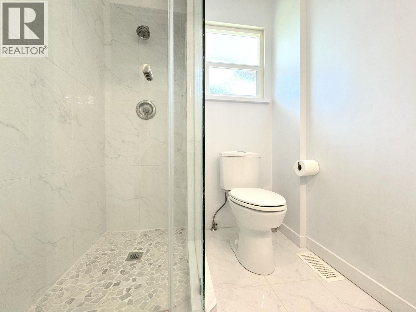 1126 KINGS AVENUE, West Vancouver