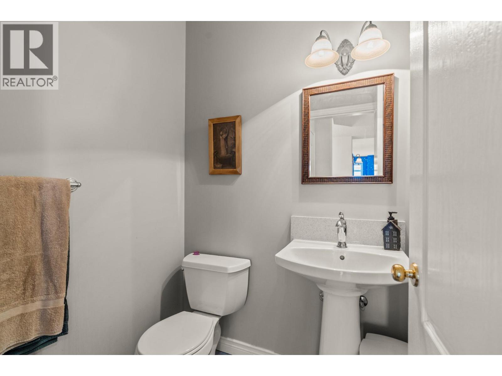 5475/5477 Kingsview Road - 14