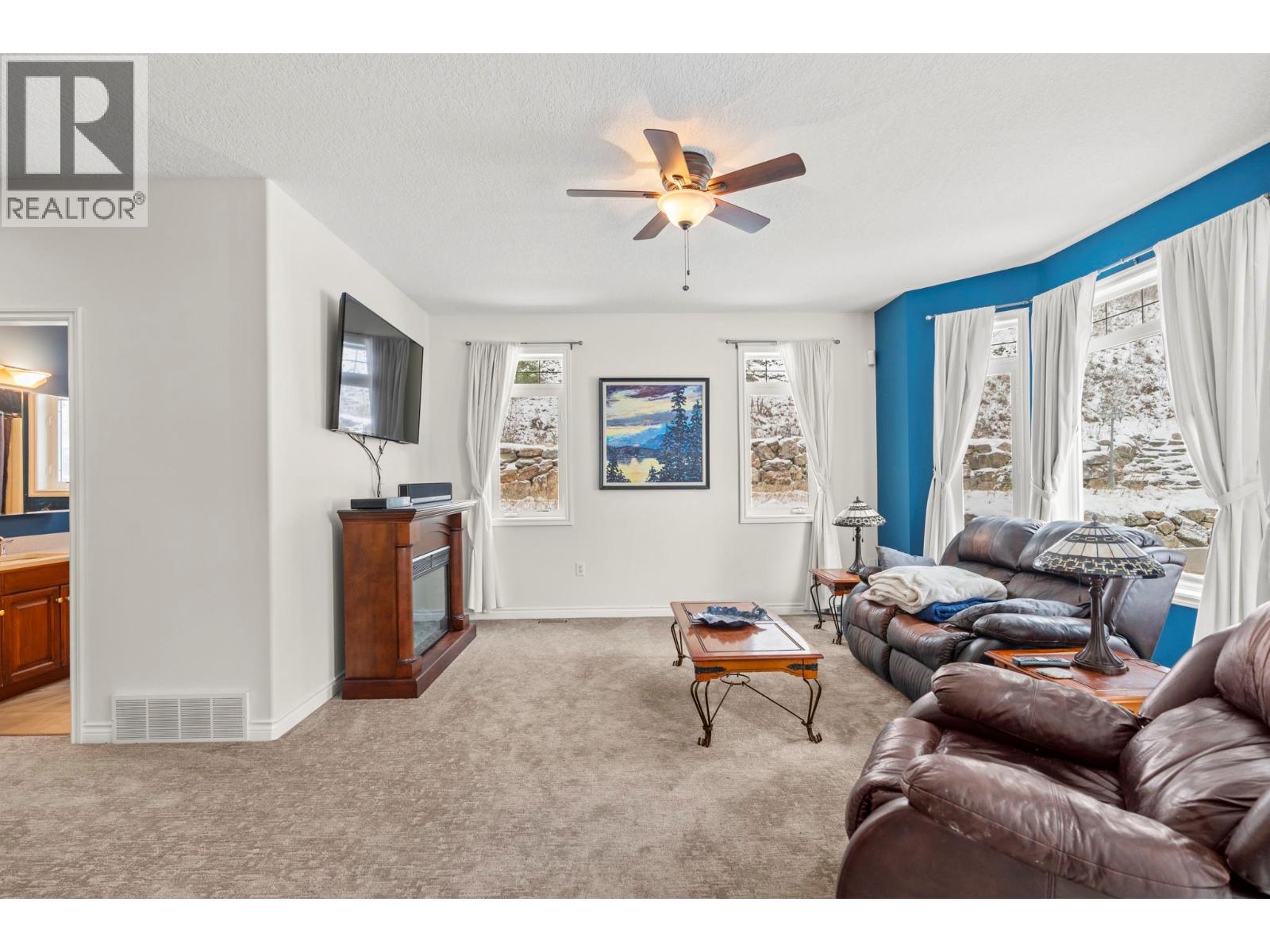 5475/5477 Kingsview Road - 26