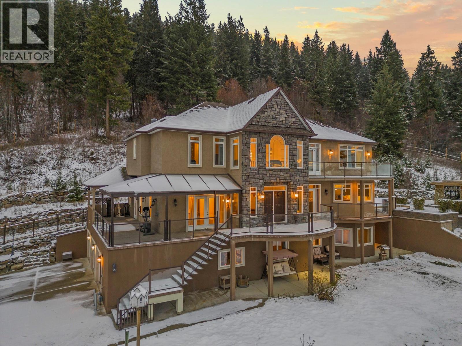 5475/5477 Kingsview Road, Vernon