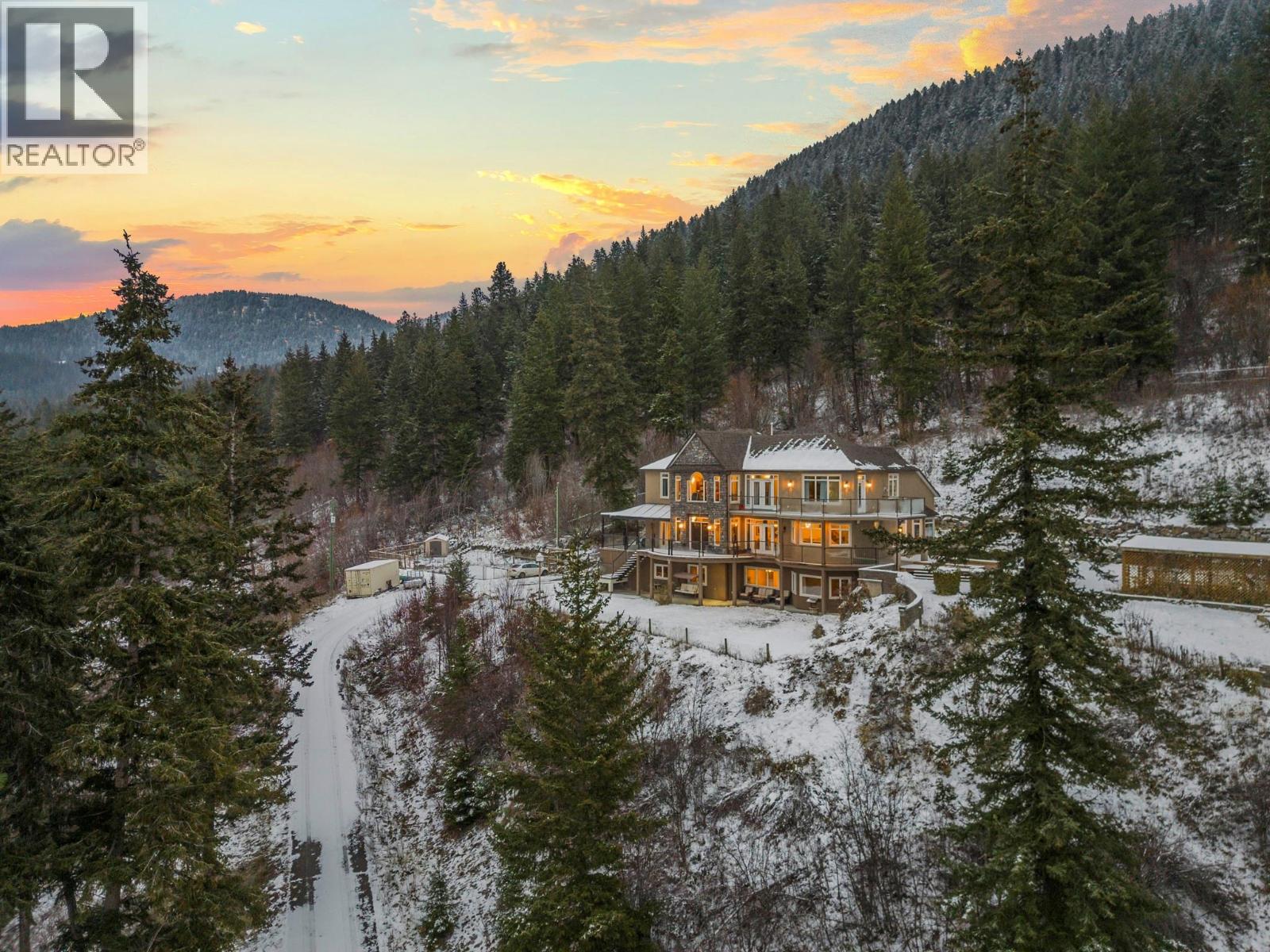 5475/5477 Kingsview Road, Vernon