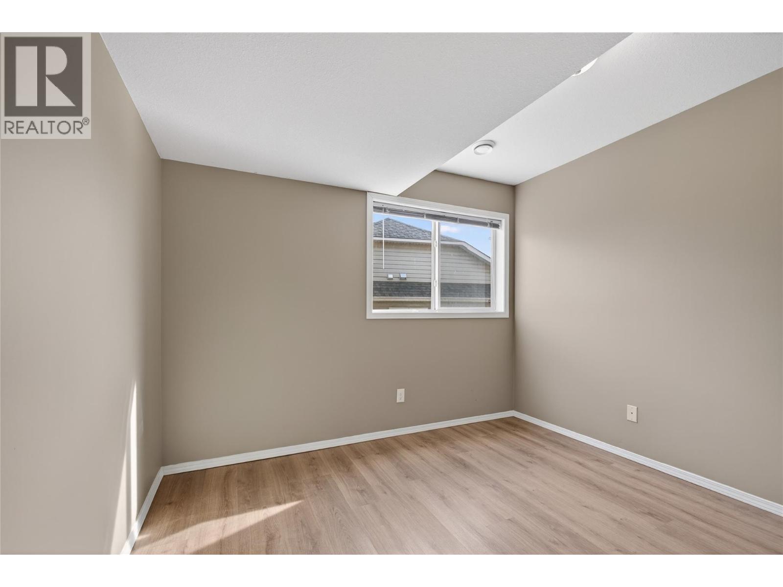  1562 Longley Crescent, Kelowna