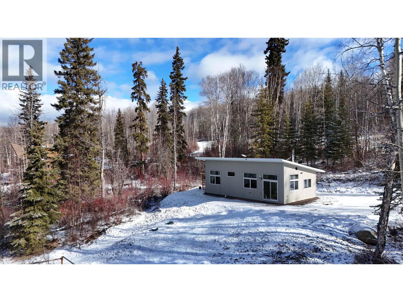 7509 FIR Road, Telkwa