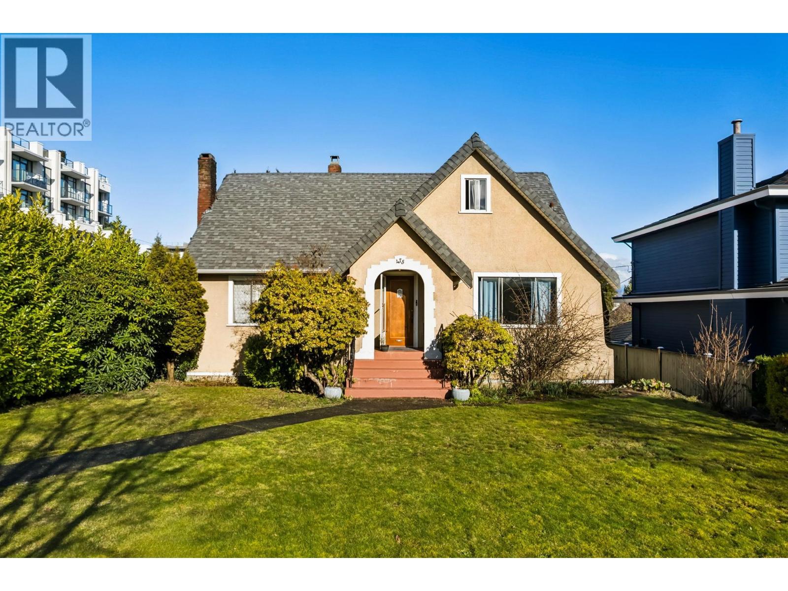 475 W 27TH AVENUE, Vancouver