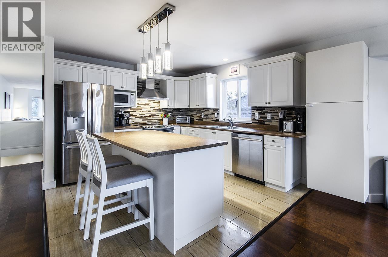 2062 MARY HILL ROAD, Port Coquitlam