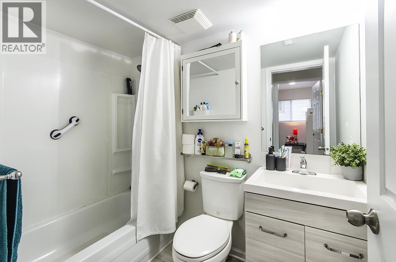 2062 MARY HILL ROAD, Port Coquitlam