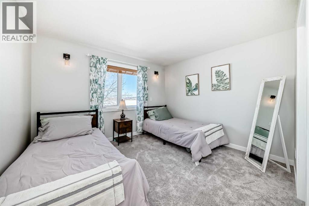 5223 56th Street, Innisfail