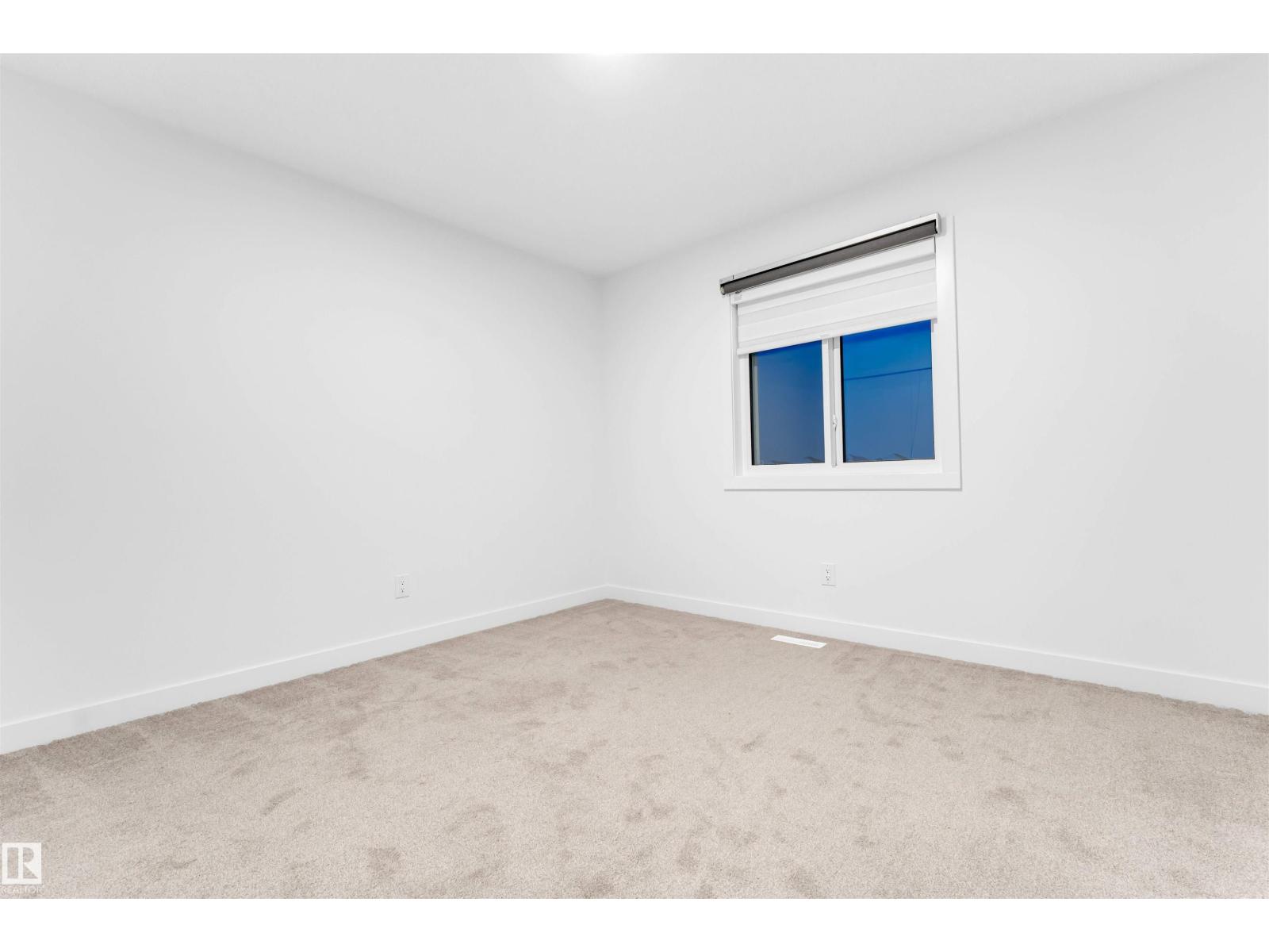 19135 22 AV NW - 19