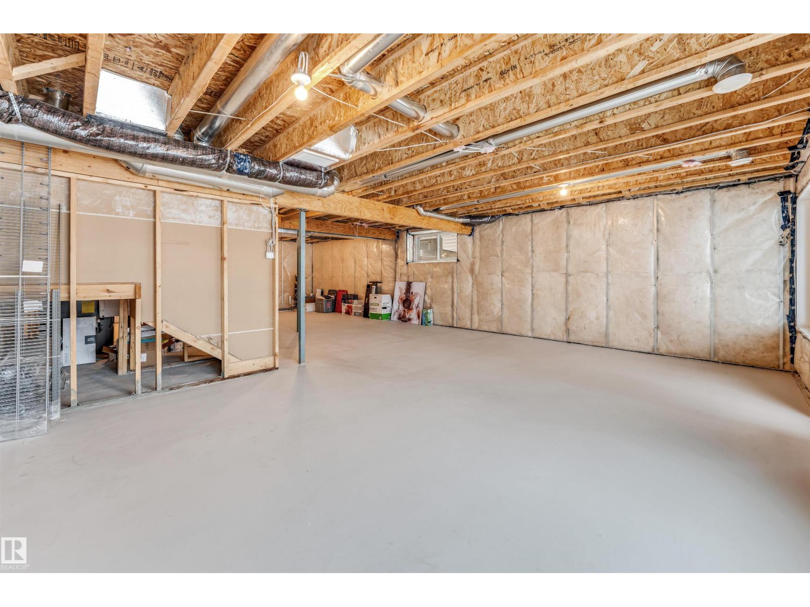 19135 22 AV NW - 30