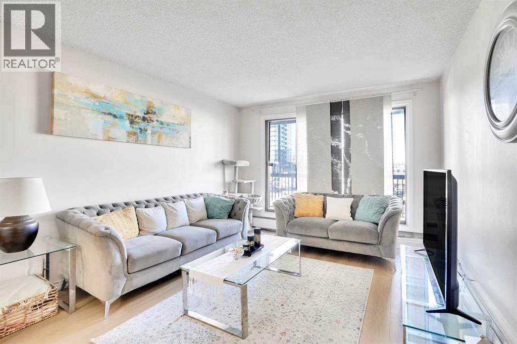 Single Family House for Sale in    Avenue SW Beltline Calgary 