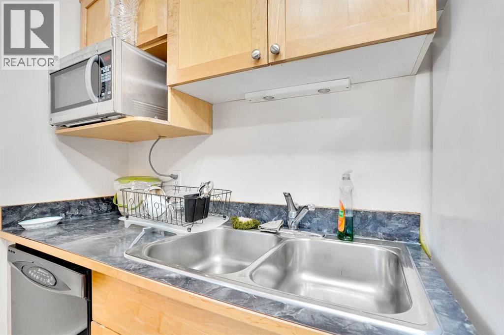 Single Family House for Sale in    Avenue SW Beltline Calgary 