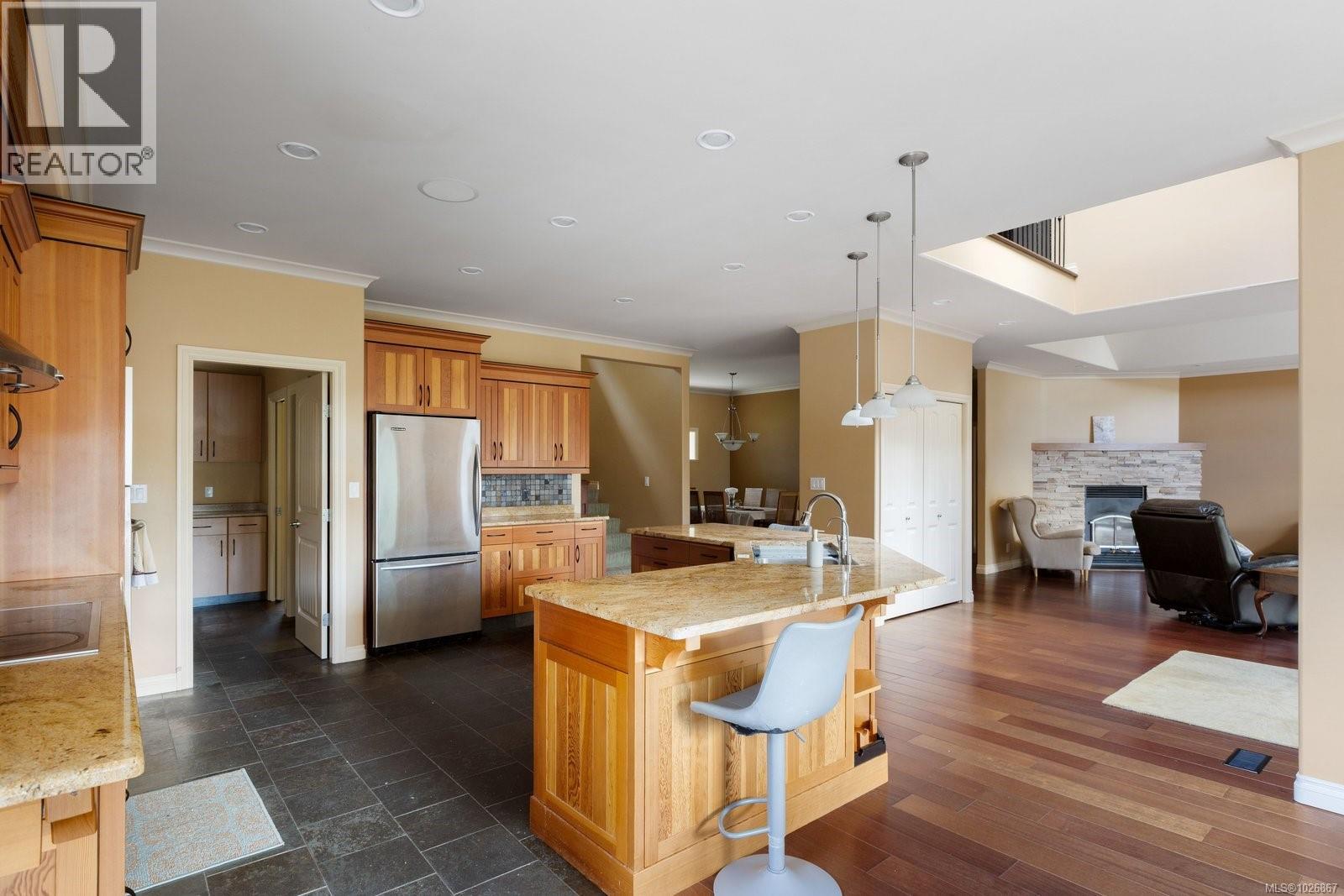 1450 WHITE PINE TERR - 7