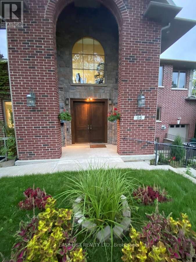 98 BURBANK DRIVE - 3