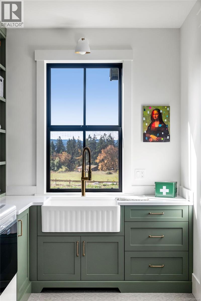  1210 Cherry Point Road, Cobble Hill