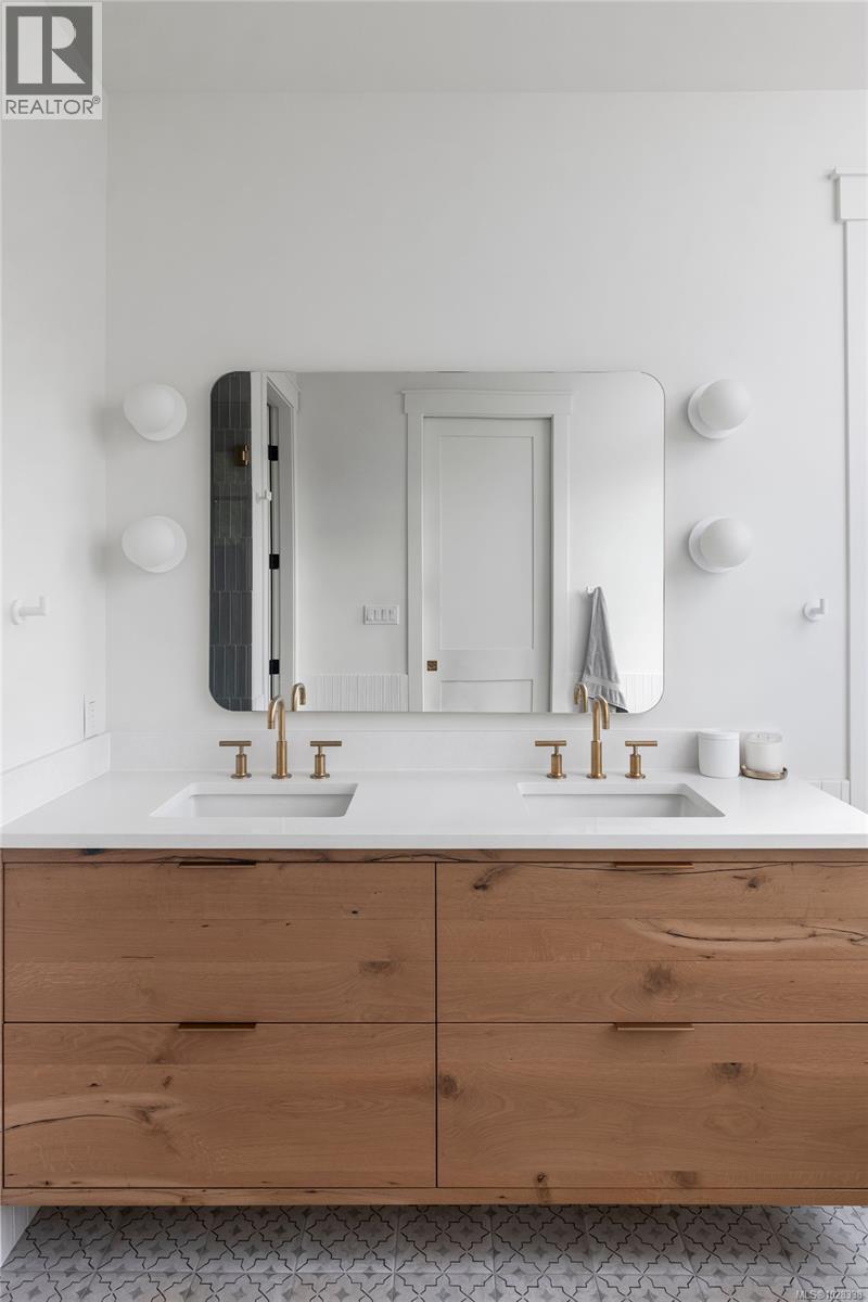  1210 Cherry Point Road, Cobble Hill