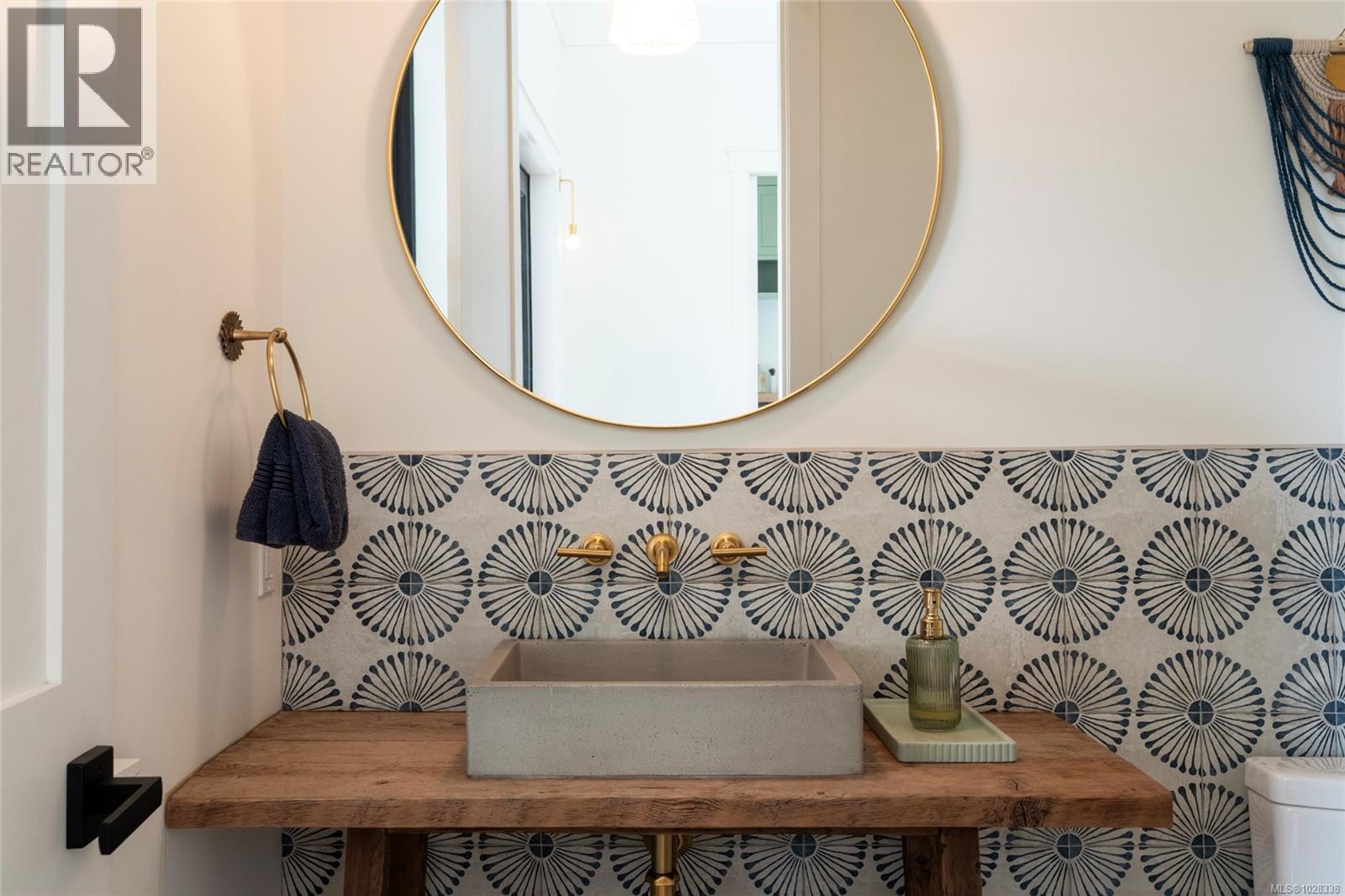  1210 Cherry Point Road, Cobble Hill