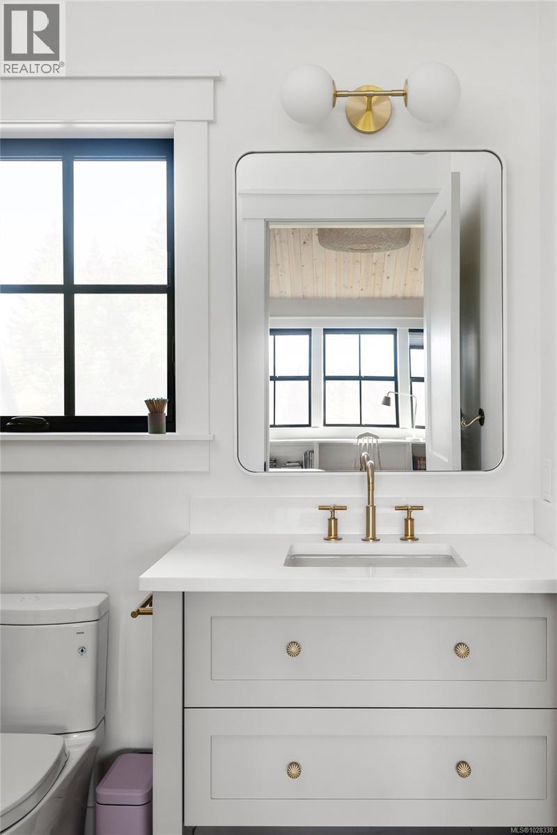  1210 Cherry Point Road, Cobble Hill