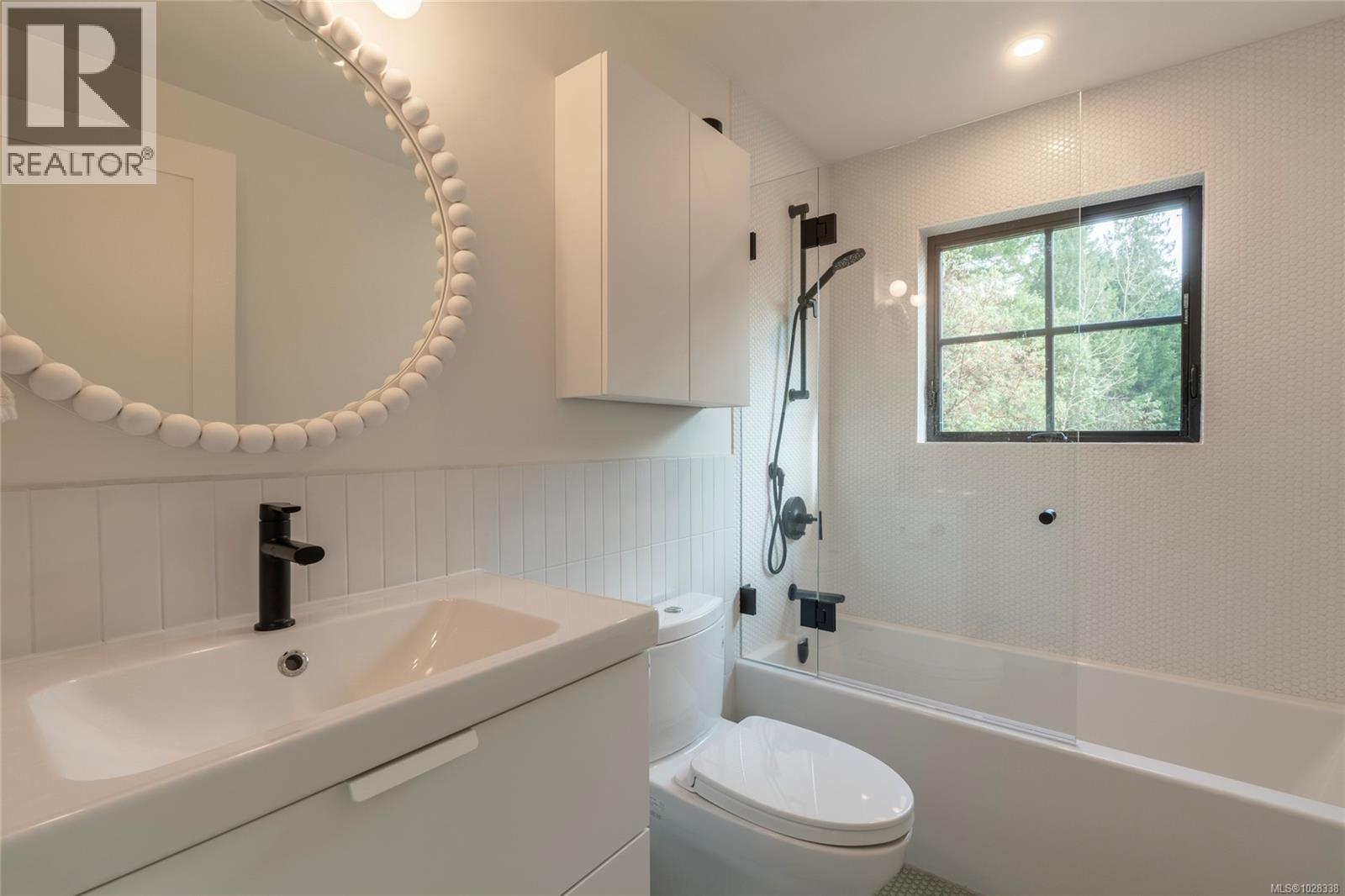  1210 Cherry Point Road, Cobble Hill