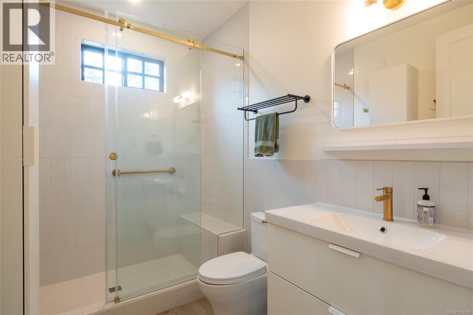  1210 Cherry Point Road, Cobble Hill