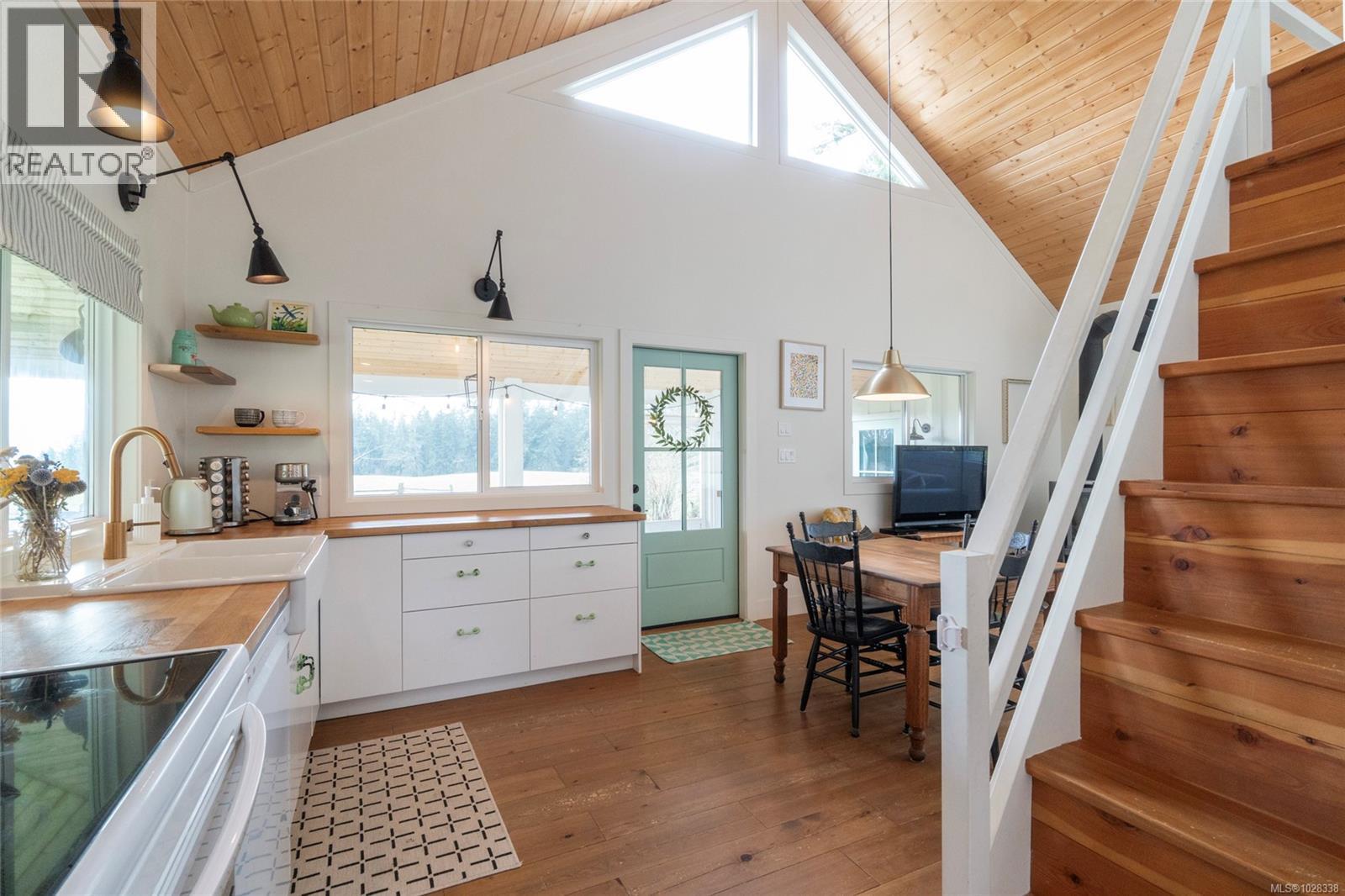  1210 Cherry Point Road, Cobble Hill